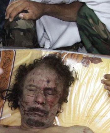 卡扎菲怎么死的(卡扎菲的死因是什么)