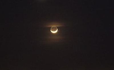 双星伴月天像（双星伴月的图片）