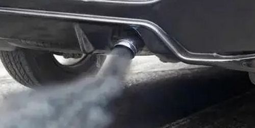 汽车排气管（汽车排气管冒黑烟）