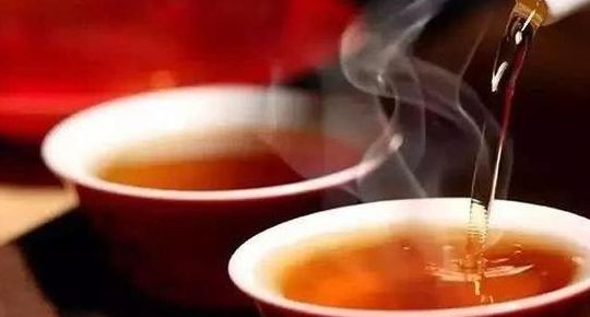 古代人喝茶总是用沸水冲泡茶叶吗（古代人喝茶都是用沸水冲泡吗）